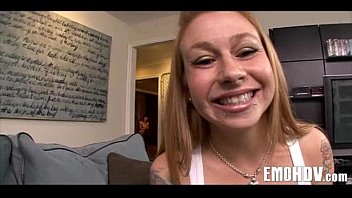 Preview 2 of Partage Entre Amies - Hot emo slut 197