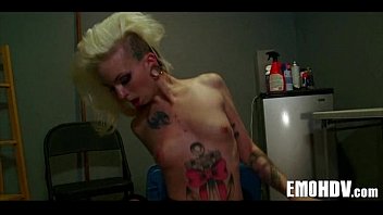 Preview 4 of Mom And San In Sink - Emo babe with tats gets some dick 123