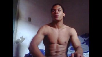 Preview 4 of Shemale Syrhini - Gostosao Jose carlos mostrando o pau