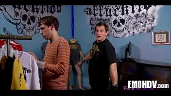 Preview 1 of Cogiendo Virgen - Hot emo slut 317