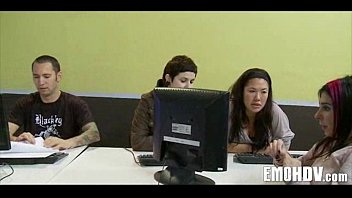 Preview 1 of Seks Yahte - Hot emo slut 137