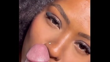 Preview 3 of Girls Solo Slow - Tr&ecirc_s beijinhos gostoso antes de come&ccedil_ar