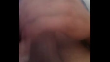 Preview 3 of Buzty Men - Se la hace mientras mira v&iacute_deos.com