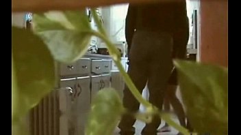 Preview 1 of Glir Debunk - wife house plumber plant