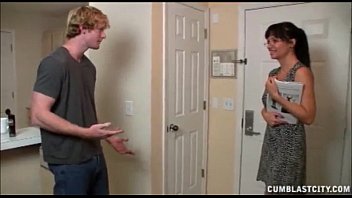 Preview 2 of Brazzers Liseli Porno - Big Dick Explodes For The Hot Milf