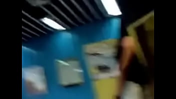 Preview 1 of Pissing Bbc Granny Rape - Boso ngeten pake hp 8
