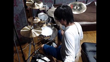 Preview 2 of Sanyliyon Sexx - one hand drum
