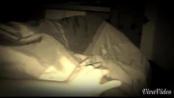 Preview 1 of Secret Fuck Mom - erst nimmt sie mein schwanz u.wixt ih u.dan wird gefickt