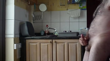 Preview 2 of Hvowtrrua - Cum Flying In Kitchen