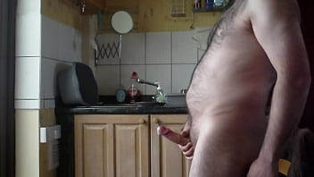 Preview 3 of Hvowtrrua - Cum Flying In Kitchen