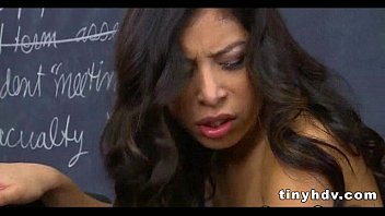 Preview 4 of Girl Very Crying Cook Very Big - I love teen pussy Nicole Ferrera 1 94