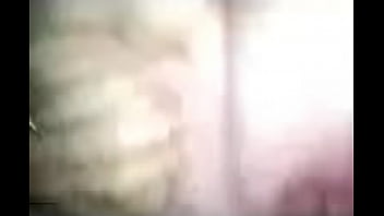 Preview 1 of Cewek Berkacata - Licking and fingering wife&#039_s sweet shaved hot pussy.