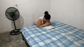 Preview 1 of Smal Vergin - Mi padrastro asqueroso me hace caer en pecado y le doy una mamada rica y termino haciendo mi primera vez anal,  duele pero muy rico