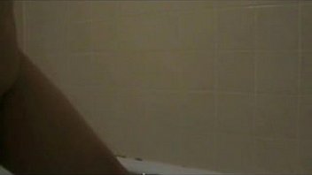 Preview 1 of Old School 90s Black Porn - wet and hot in the bathtub