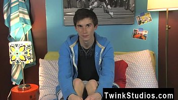 Preview 1 of Carolyn Quick Fuck - Chubby old guys in gay porn Skyelr Bleu is on camera giving an
