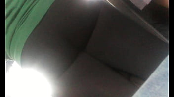 Preview 2 of Xaxeveido - pendeja de calzas en el bus