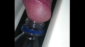 Preview 1 of Raja Film Sex Video - pissing in a bottle