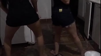 Preview 1 of Ai Kago Xxx - Novinha dan&ccedil_ando