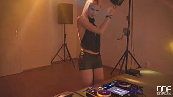 Preview 1 of Hq Hardcore Real Rape - Female Celebrity Dj Masturbating