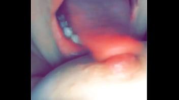 Preview 3 of Anal Sex Vidous - Chupando pr&oacute_prio seio