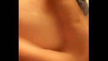 Preview 1 of Momy Amator - se toca las tetas para mi
