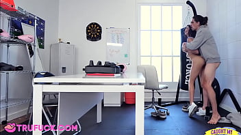 Preview 4 of Sunny Leone Sex Fuck Xvideo - Coach Boosts My Confidence Bruce Venture,  Kylie Rocket
