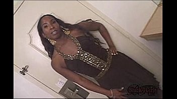 Preview 1 of Bugilsex - ts brittany bitch