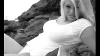 Preview 1 of Asian Cry White - SOU COMO SOU - LOIRAS NA PRAIA DO GUARUJ&Aacute_
