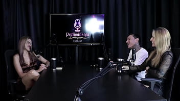 Preview 3 of Gallega Amiga - Eles explicam o por qu&ecirc_ escolheram seus nomes,  e resolveu seus problemas entrando no porn&ocirc_ - Yasmin Paris &amp_ Ktal Vagabundo do Bom (SHEER/RED)