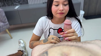 Preview 3 of Xxxsex Video 18 Amicrkan - Me aprovecho que mi mejor amigo descansa para obligar a su mujer que me deje follarla duro hasta venirmele adentro. NOS DESCUBRE EL CORNUDO DE SU MARIDO.