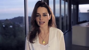 Preview 4 of Kereta Public - Emilia Clarke   Her February 2013 GQ Magazine Photo Shoot   The Women of GQ