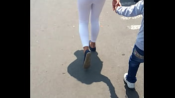 Preview 2 of Dating Bautzen - Leggins blancos transparentes