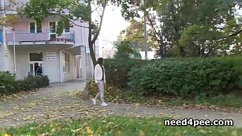 Preview 1 of Zid5t72 - Curvy babe lifts up skirt and pisses in public