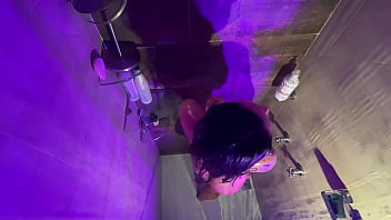 Preview 1 of Boys Sexi Vedios - sexo en la ducha grabado desde el techo
