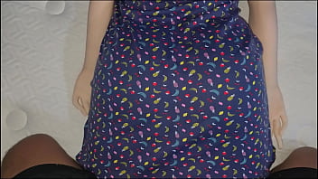 Preview 3 of Hindi Secholl Sex - Entre al Dormitorio de mi Madrastra a Disfrutar de su Gran Culo cuando Esta Descansando