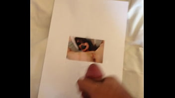 Preview 4 of Freshdick - Gozando na foto da amiga gostosa
