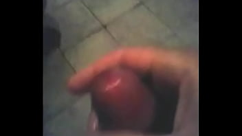 Preview 4 of Russian Mom Fuck Young - mostrando o pau no banho