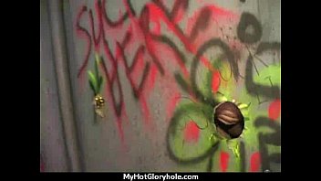 Preview 2 of Dagla Xxx - Ebony at the gloryhole jizzed on 18