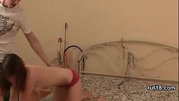 Preview 1 of San Vit Mom Saliping - Teenie fucked in hard bondage