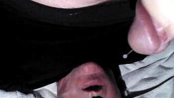 Preview 2 of Curvs Squirt - jbarths eating cum