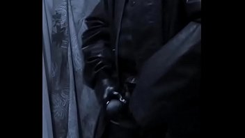 Preview 1 of Cass Trmarye - trip un dimanche de pluie. a rainy Sunday we play with his cock dressed in latex