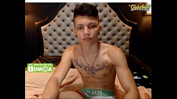 Preview 1 of Jaman Dulu Xxx - Gostosinho punhetando na cam
