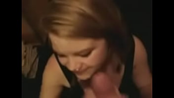 Preview 3 of Cabezas - Brunette chick facial cumshot