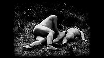 Preview 4 of Xxx Hindi Me Hd So - Mousquetaire au Restaurant - 30s France
