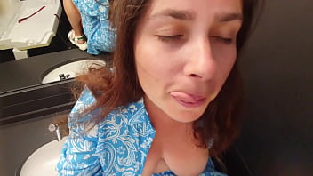 Preview 2 of Deep Dik Sex - Stepmom was Fucked in the Toilet of the Shopping Center
