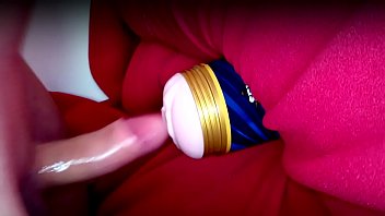 Preview 2 of Gay Urinate - Probando Fleslight / Fleslight Fucking