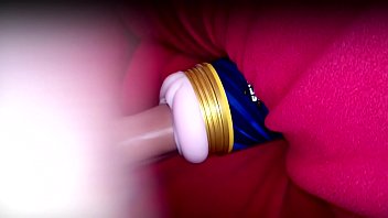 Preview 4 of Gay Urinate - Probando Fleslight / Fleslight Fucking