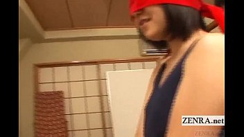Preview 1 of Searchamoi Janda - Blindfolded Japanese women into box Subtitles