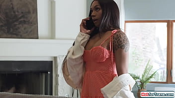 Preview 1 of Xxx Videos Goda - Blind date sucks shemales big black cock