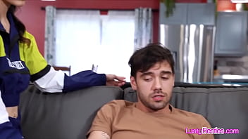 Preview 3 of Xxxlaos - Sexy joggers sharing lucky strangers dick
